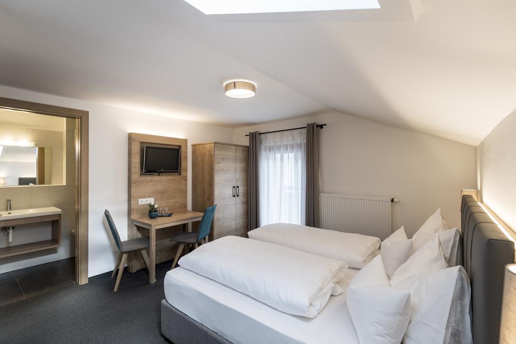 Garni Gruenau Hotel San Martino In Passiria  ภายนอก รูปภาพ