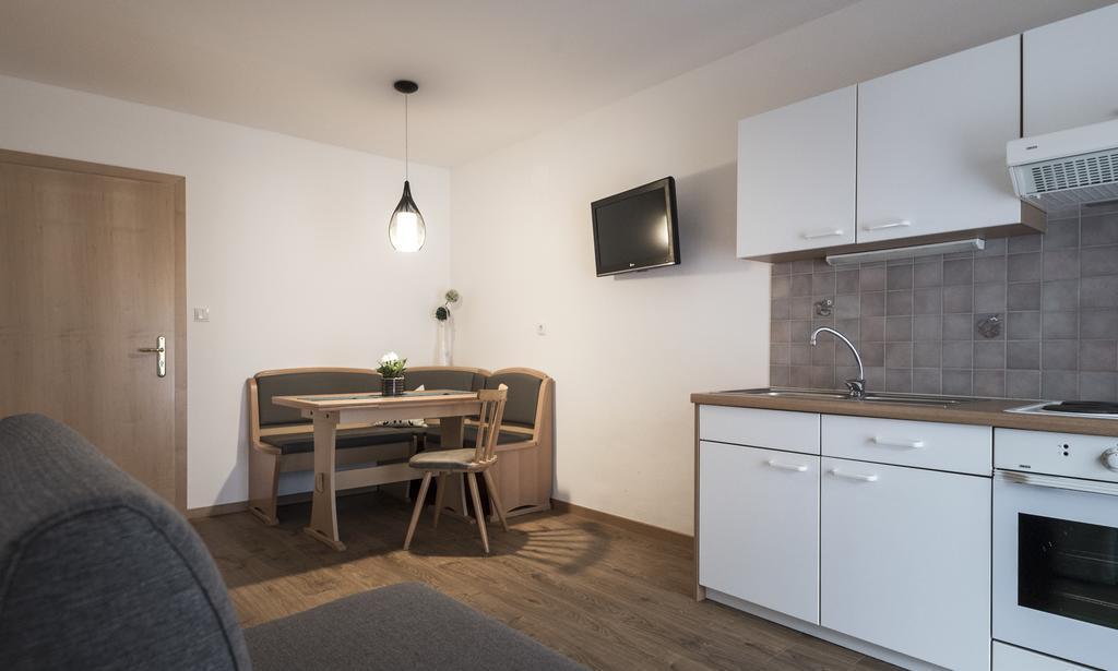 Garni Gruenau Hotel San Martino In Passiria  ภายนอก รูปภาพ