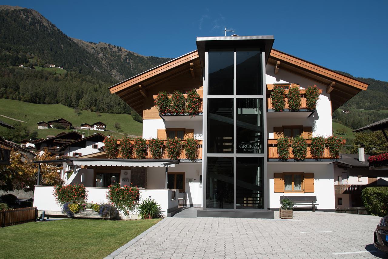Garni Gruenau Hotel San Martino In Passiria  ภายนอก รูปภาพ
