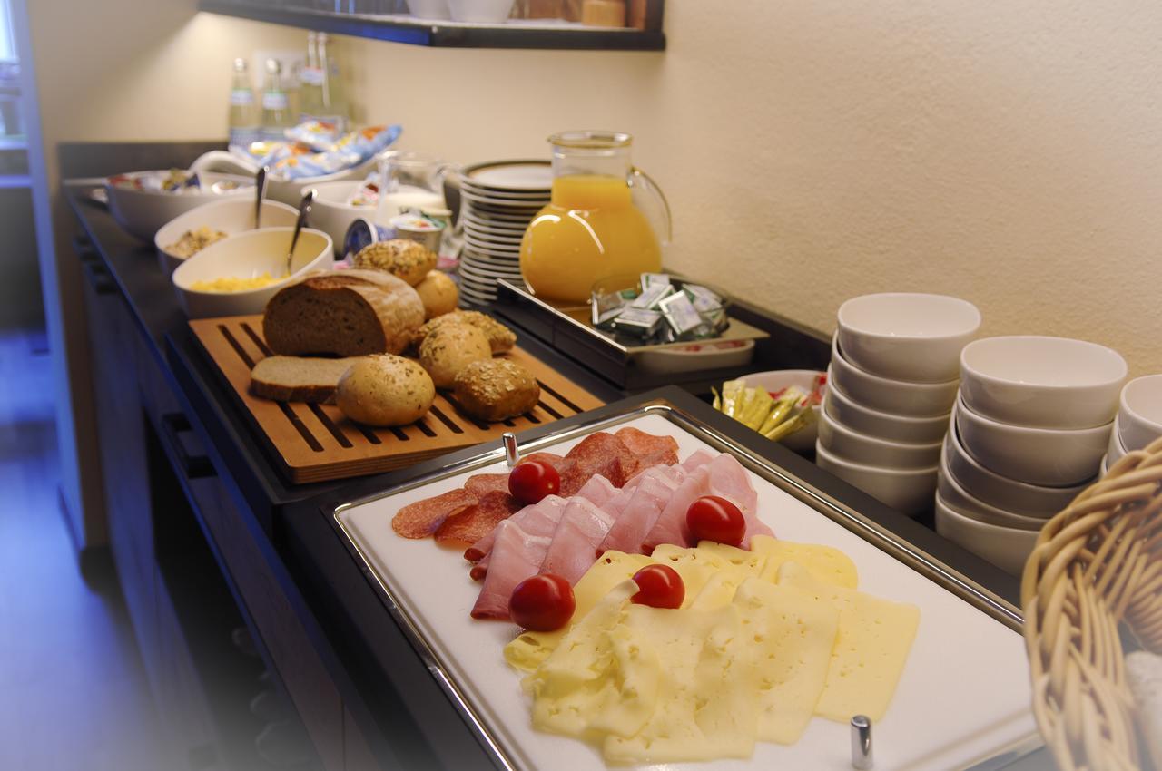 Garni Gruenau Hotel San Martino In Passiria  ภายนอก รูปภาพ